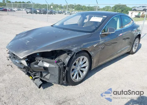 2016 Tesla Model S 60D/70D/75D/85D/90D z USA, uszkodzony, nr VIN 5YJSA1E26GF159977
